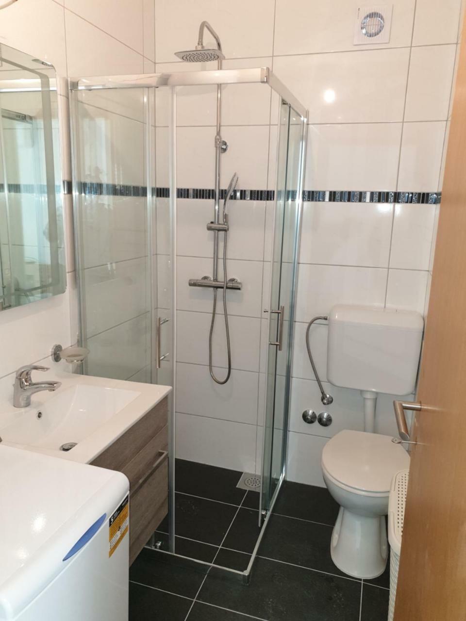 זאדאר Apartments Nella מראה חיצוני תמונה