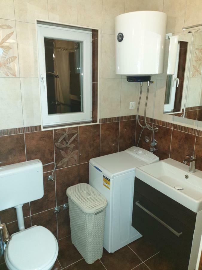 זאדאר Apartments Nella מראה חיצוני תמונה