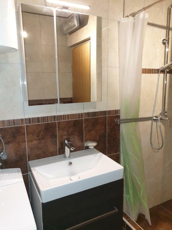 זאדאר Apartments Nella מראה חיצוני תמונה